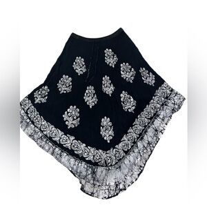 y2k whimsical Black maxi pink apple skirt size‎ small